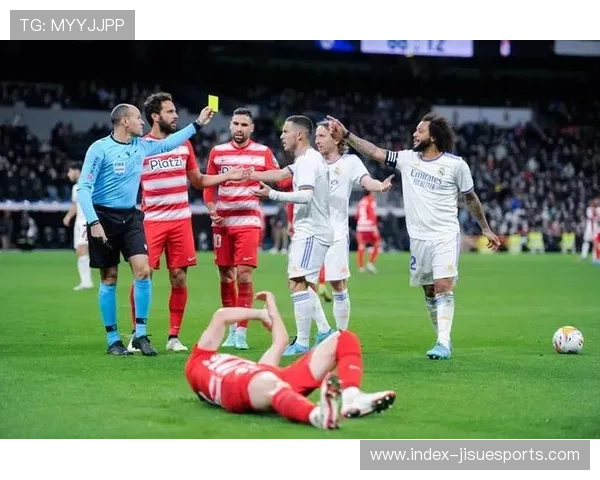 埃尔切4-0大胜巴列卡诺，主场表现渐入佳境